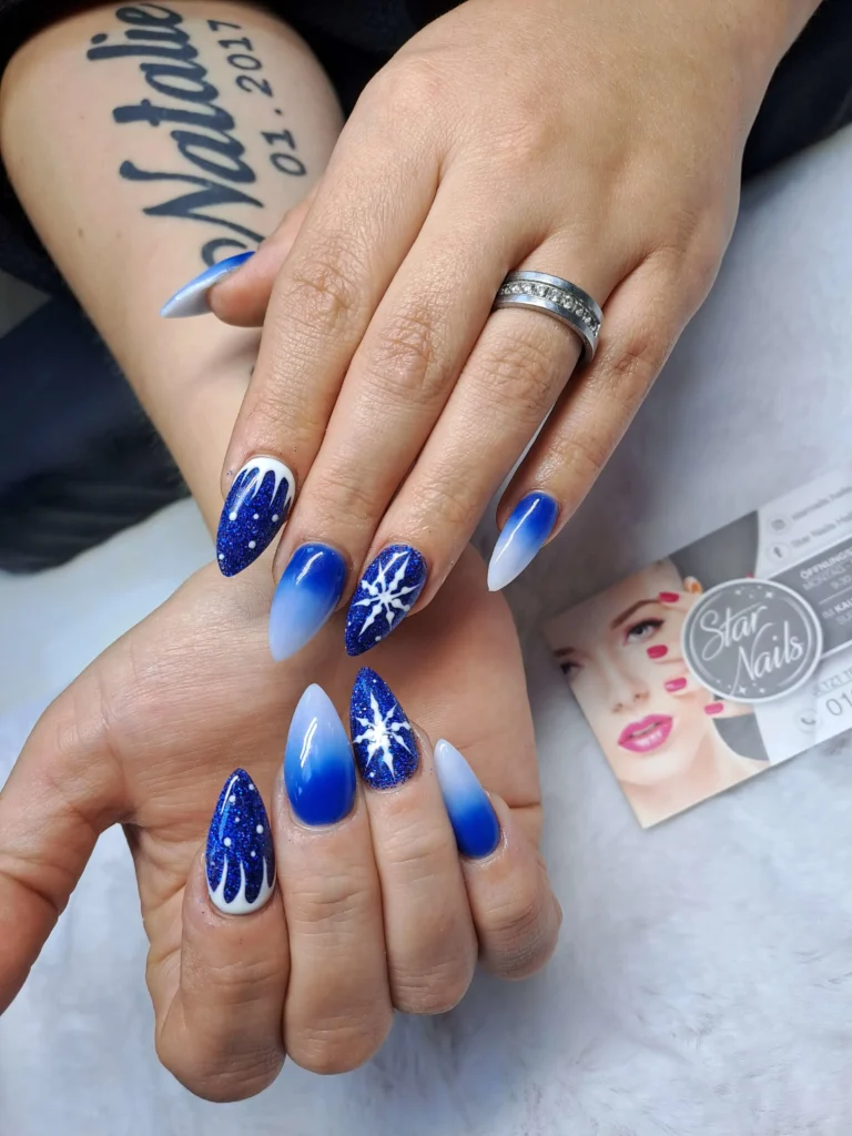 Star Nails Weihenacht Design